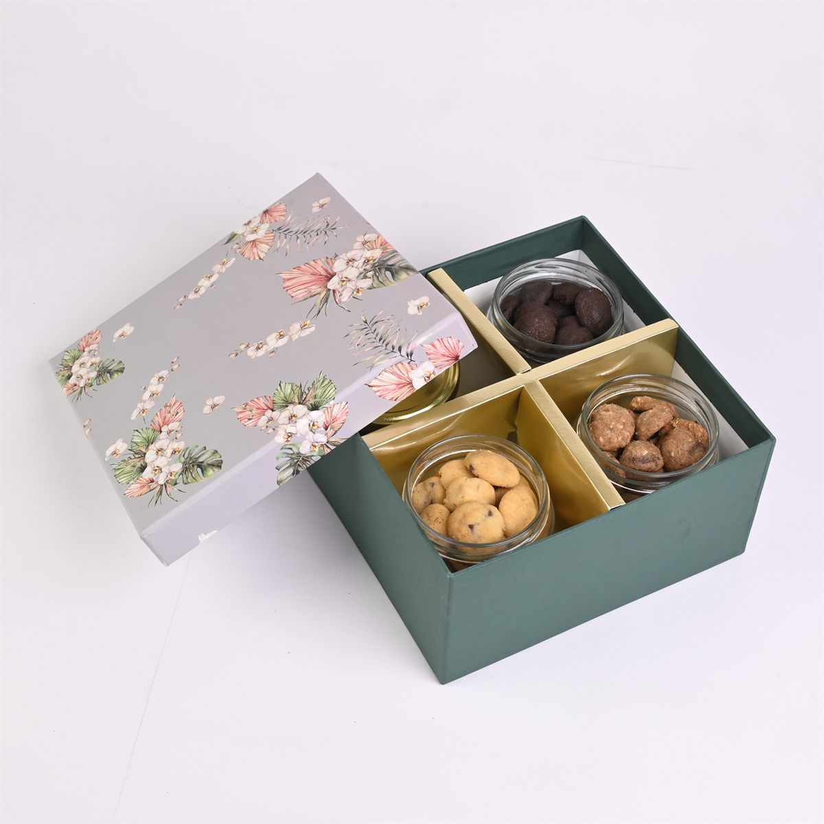 Wedding favour cookie boxes